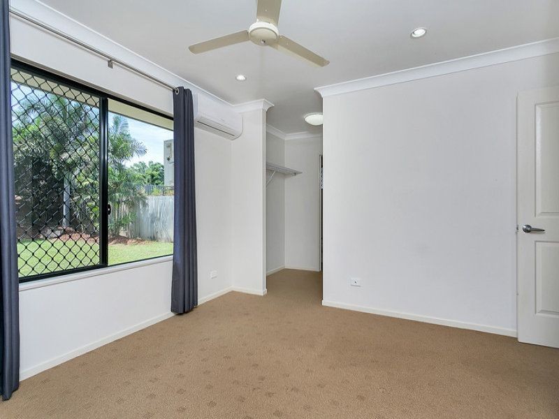 53 landsborough drive, Smithfield QLD 4878