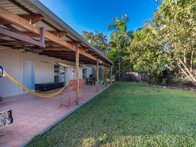 9 Yanchep Close, Kewarra Beach QLD 4879