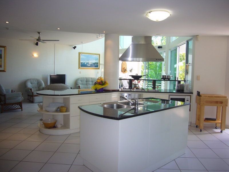 2 Deauville, Yorkeys Knob QLD 4878