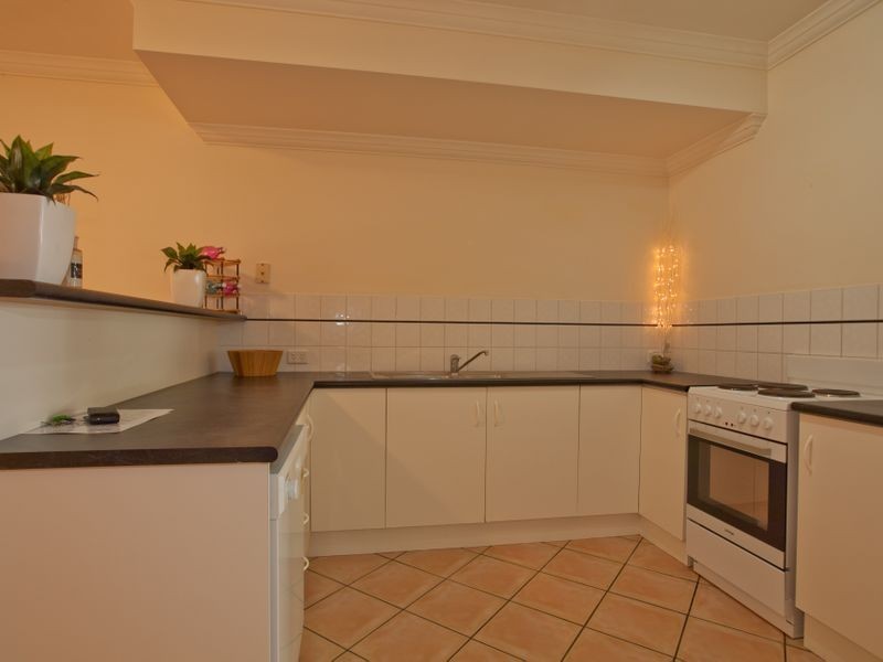 2.548 Varley Street, Yorkeys Knob QLD 4878