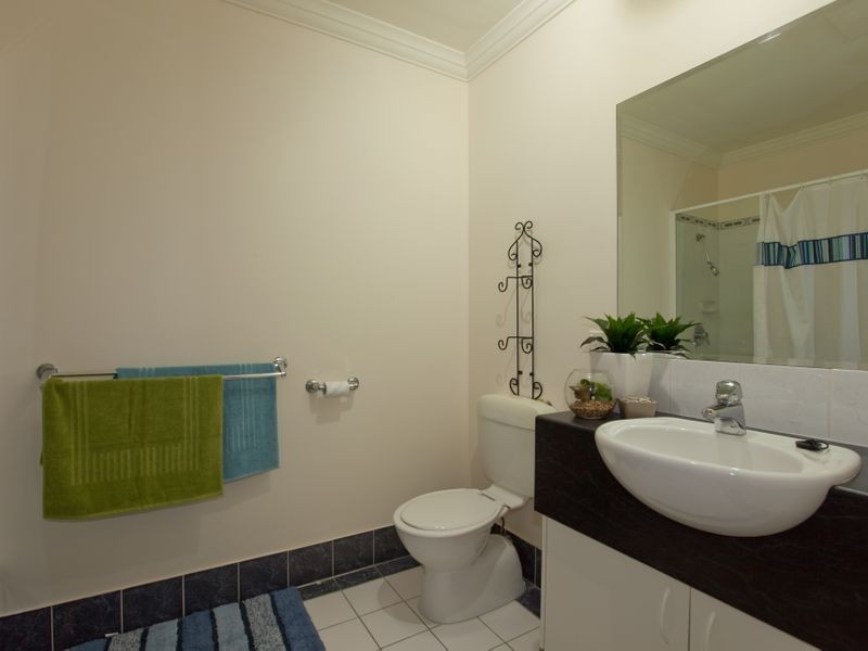 2.548 Varley Street, Yorkeys Knob QLD 4878