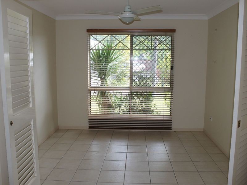 9 Everglades Terrace, Palm Cove QLD 4879