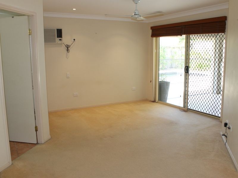 9 Everglades Terrace, Palm Cove QLD 4879