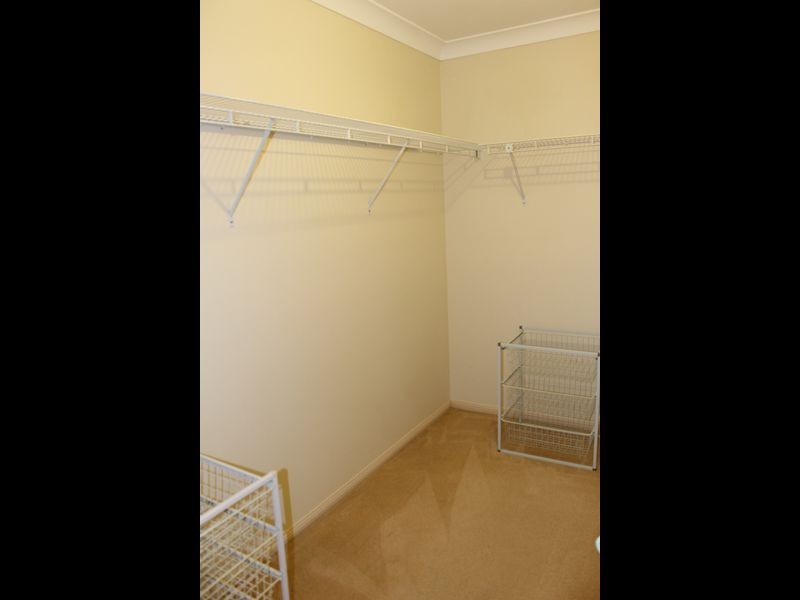 9 Everglades Terrace, Palm Cove QLD 4879