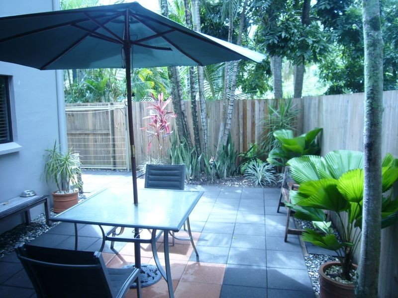 1/28 Mimosa Street, Holloways Beach QLD 4878