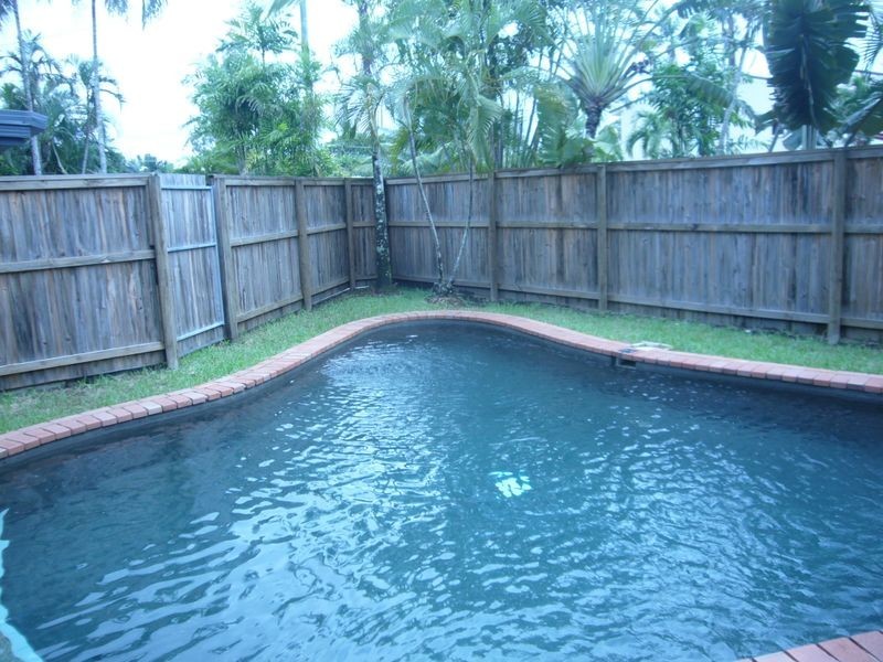 1/28 Mimosa Street, Holloways Beach QLD 4878