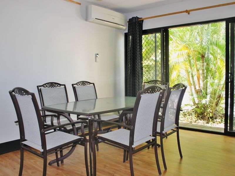 1/9-11 Amphora, Palm Cove QLD 4879