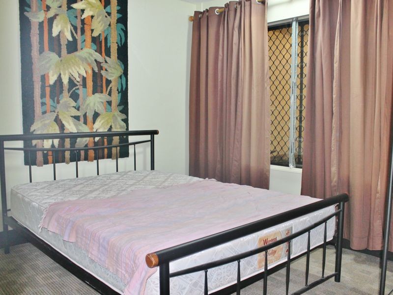 1/9-11 Amphora, Palm Cove QLD 4879