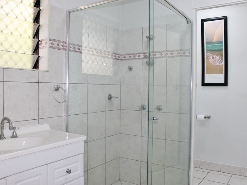 1/9-11 Amphora, Palm Cove QLD 4879