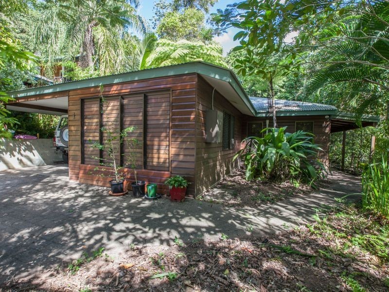1 Jagera Close, Kamerunga QLD 4870