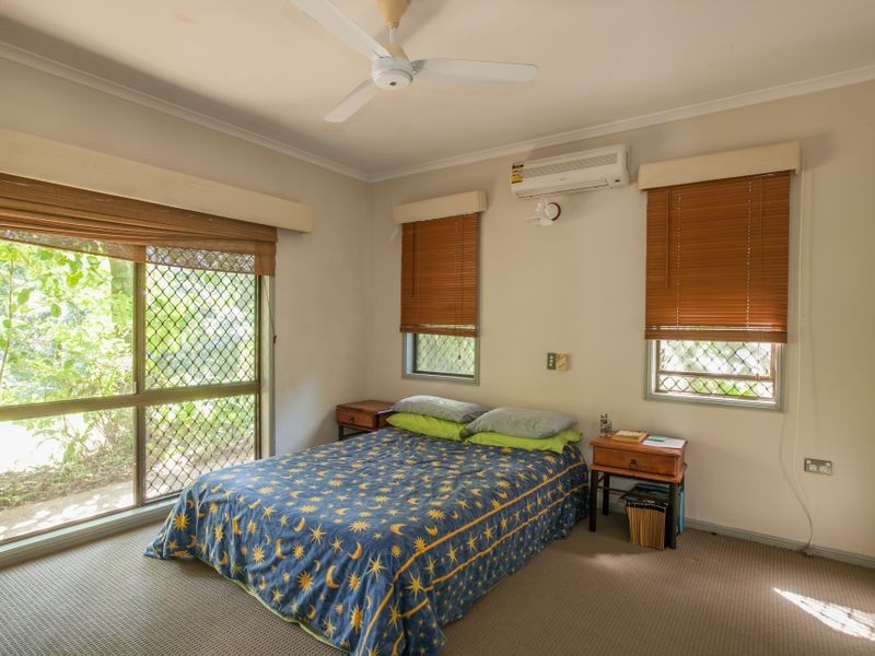 1 Jagera Close, Kamerunga QLD 4870