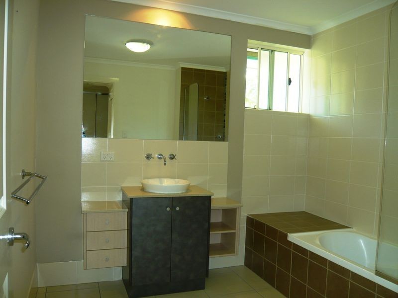 42/1804 Captain Cook Hwy, Clifton Beach QLD 4879