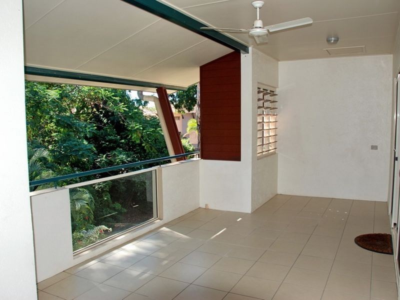 42/1804 Captain Cook Hwy, Clifton Beach QLD 4879