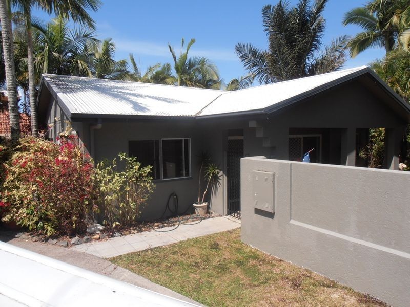1 Molloy Close, Smithfield QLD 4878