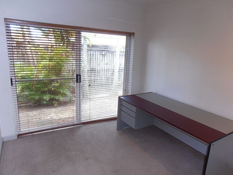 1 Molloy Close, Smithfield QLD 4878