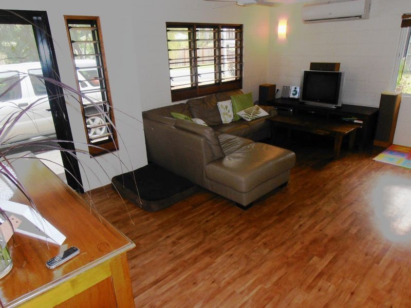 14 Carolyn Close, Yorkeys Knob QLD 4878