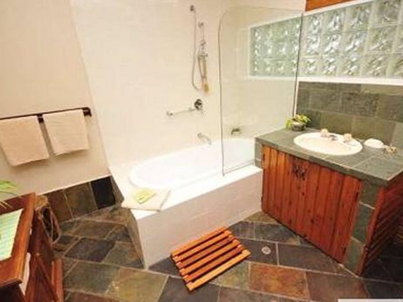 13 Mahogany, Holloways Beach QLD 4878