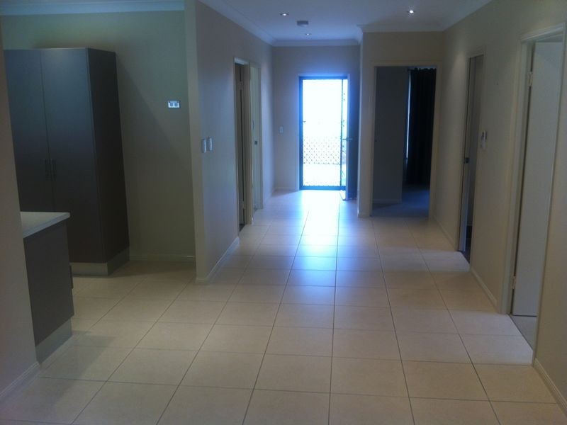 3 Hythe Street, Kamerunga QLD 4870