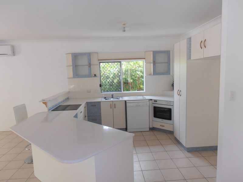 8 Avoca Close, Kewarra Beach QLD 4879