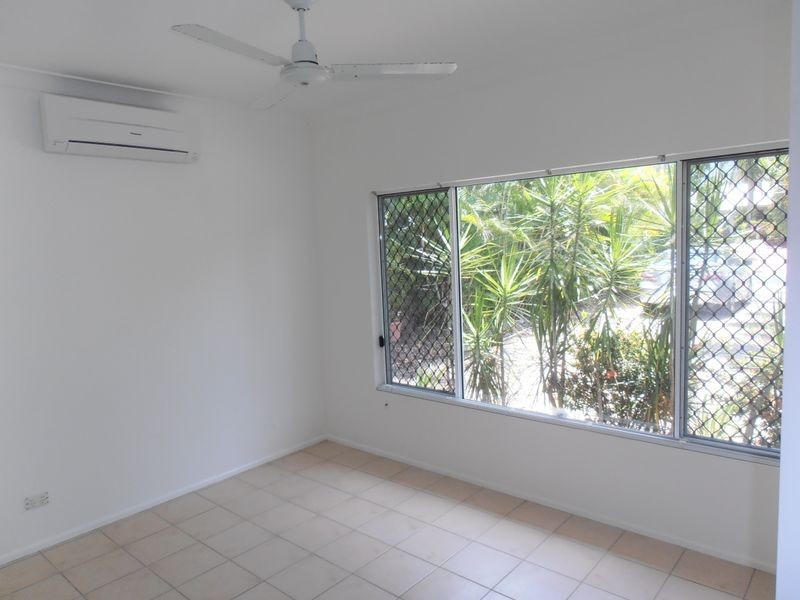 8 Avoca Close, Kewarra Beach QLD 4879