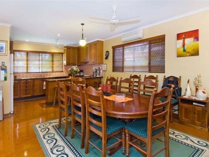 6 ROSLYN CLOSE, Yorkeys Knob QLD 4878