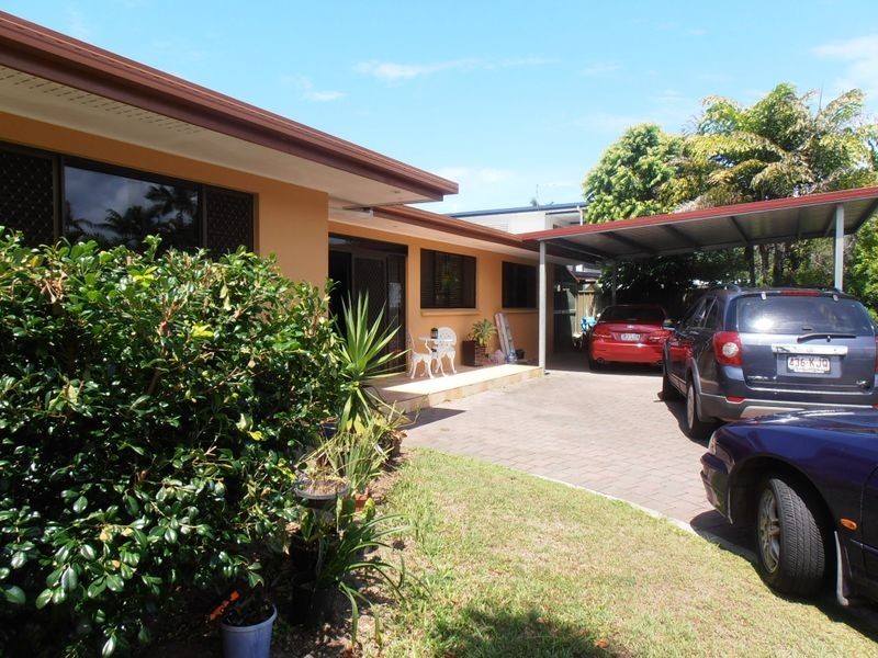 6 ROSLYN CLOSE, Yorkeys Knob QLD 4878