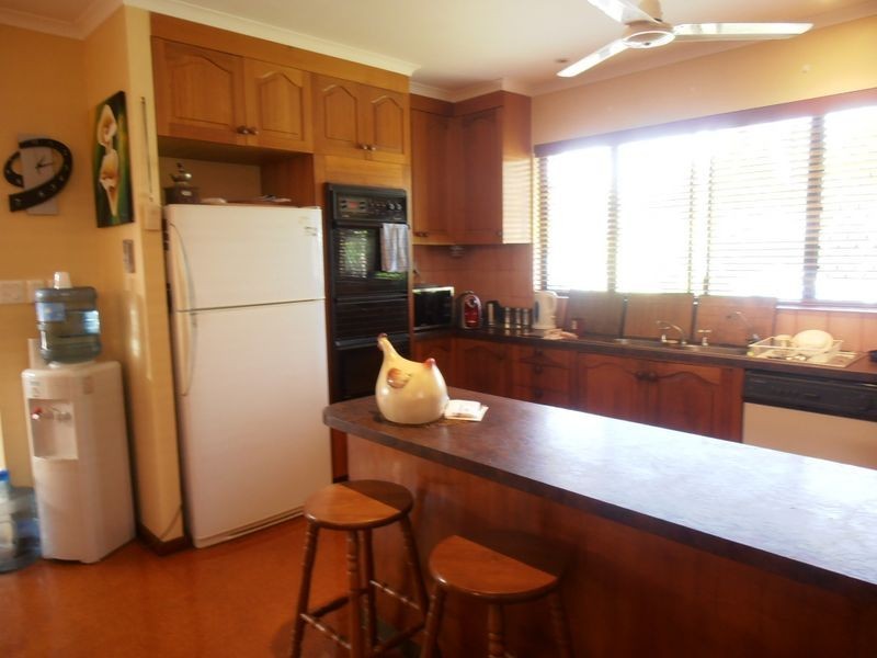 6 ROSLYN CLOSE, Yorkeys Knob QLD 4878