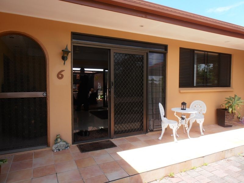 6 ROSLYN CLOSE, Yorkeys Knob QLD 4878