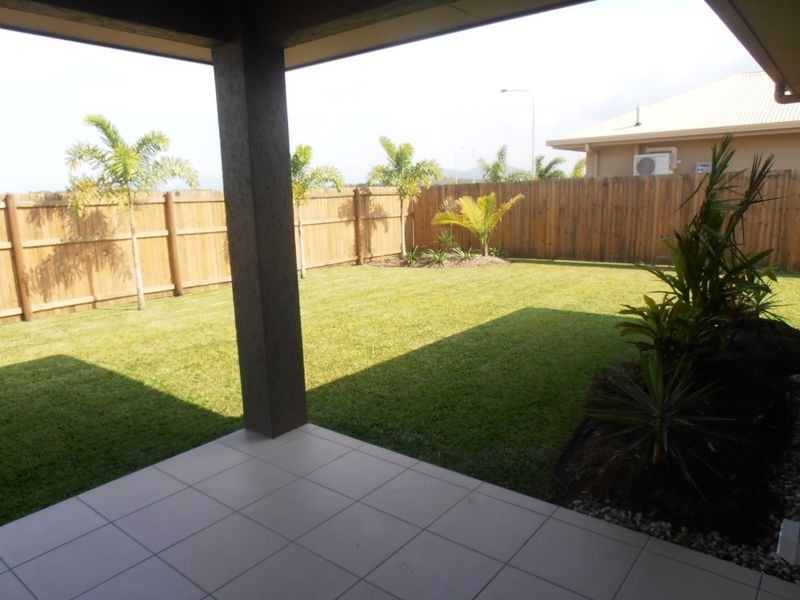 6 Brookville Gardens, Smithfield QLD 4878