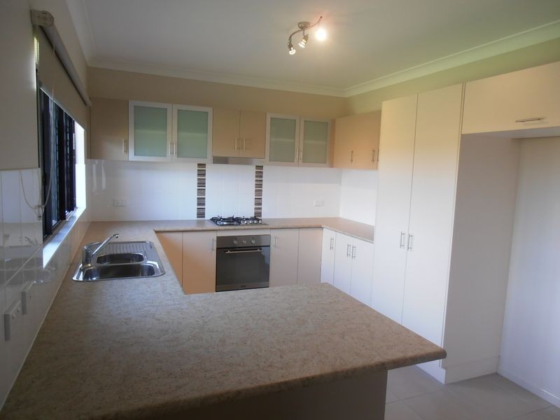 6 Brookville Gardens, Smithfield QLD 4878