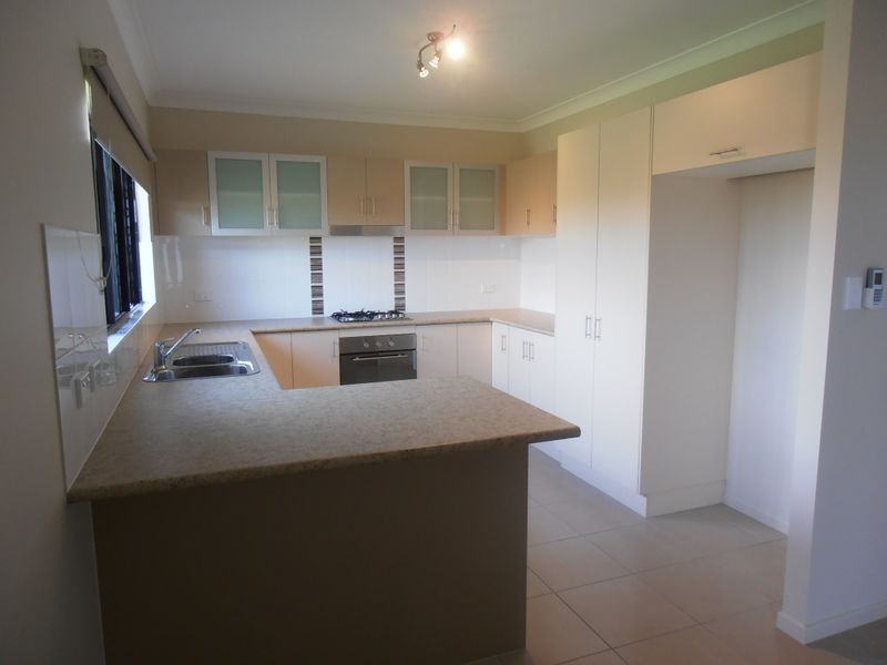 6 Brookville Gardens, Smithfield QLD 4878