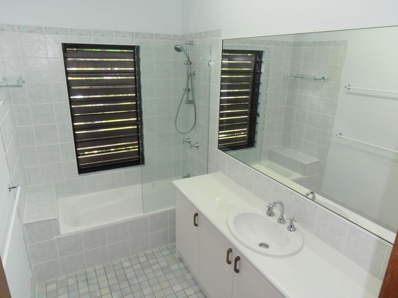 28 Sidlaw Street, Smithfield QLD 4878