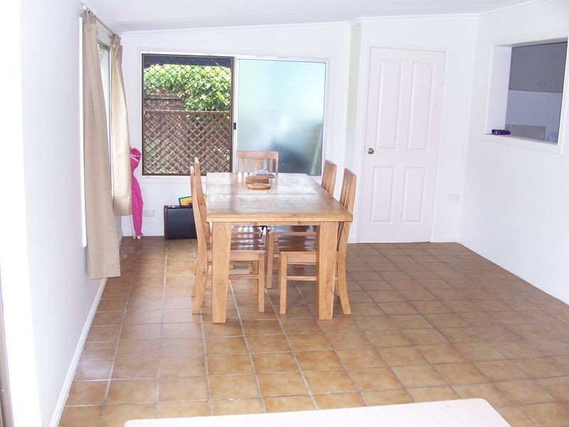 48 Hobson Drive, Brinsmead QLD 4870