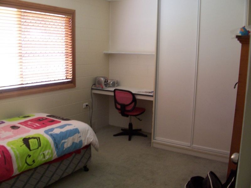 48 Hobson Drive, Brinsmead QLD 4870