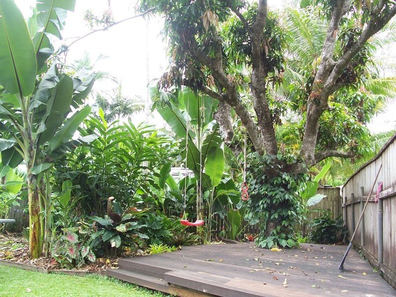 48 Hobson Drive, Brinsmead QLD 4870