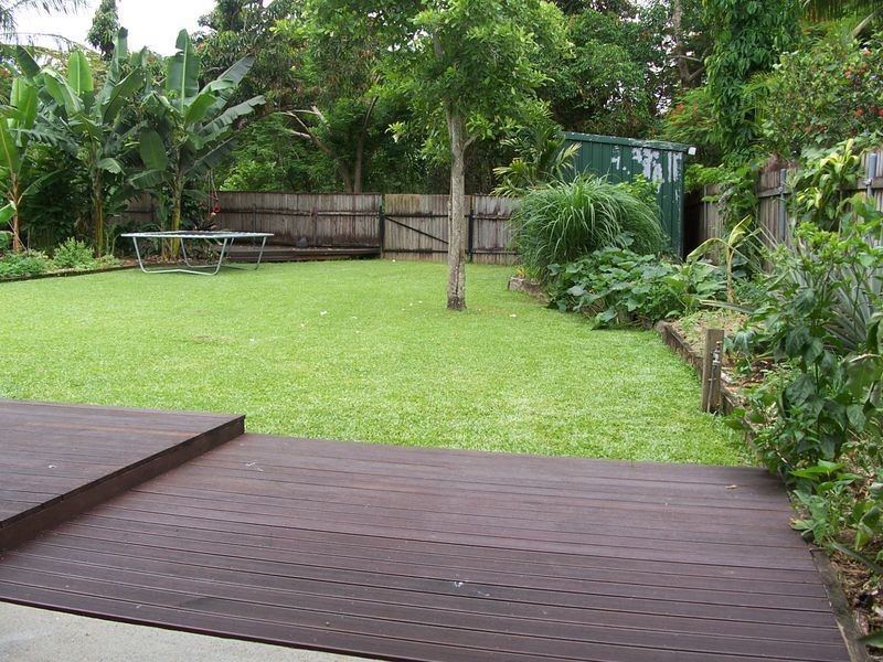 48 Hobson Drive, Brinsmead QLD 4870