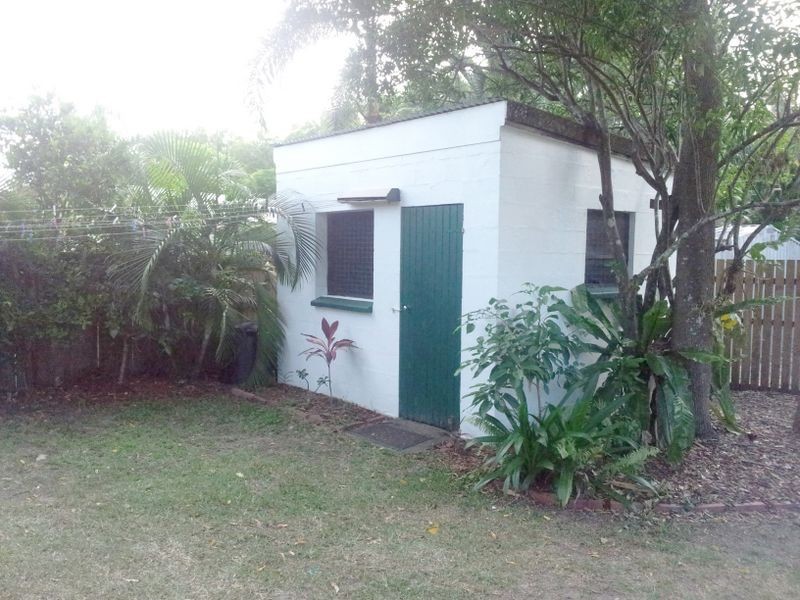 11 Carolyn Close, Yorkeys Knob QLD 4878