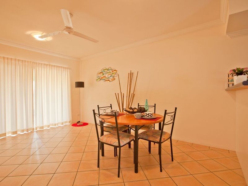 2/548 Varley Street, Yorkeys Knob QLD 4878