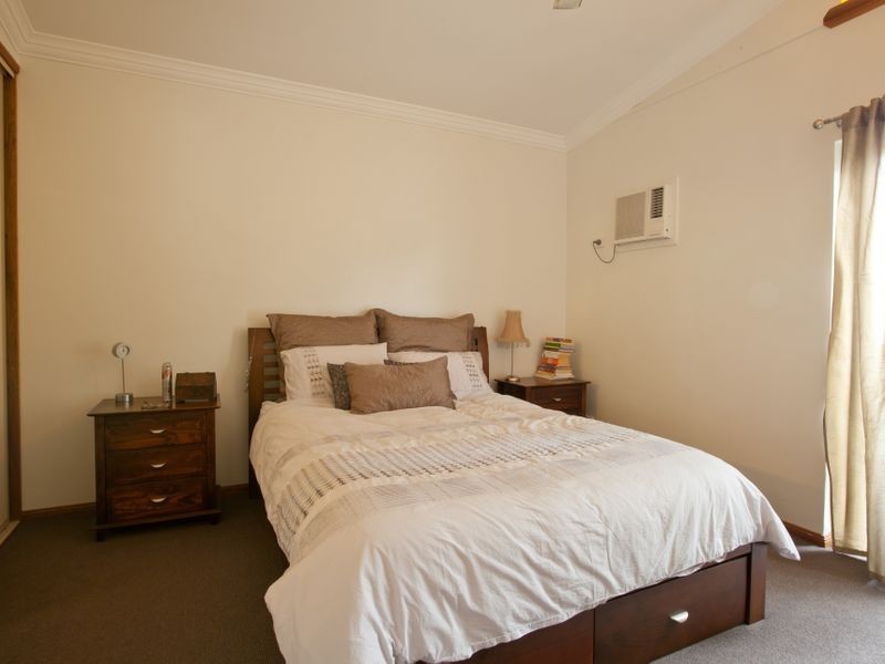 9 Margaret Street, Redlynch QLD 4870