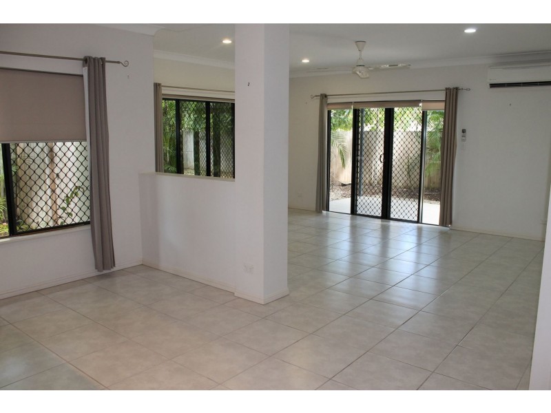 13 Cable Close, Kewarra Beach QLD 4879