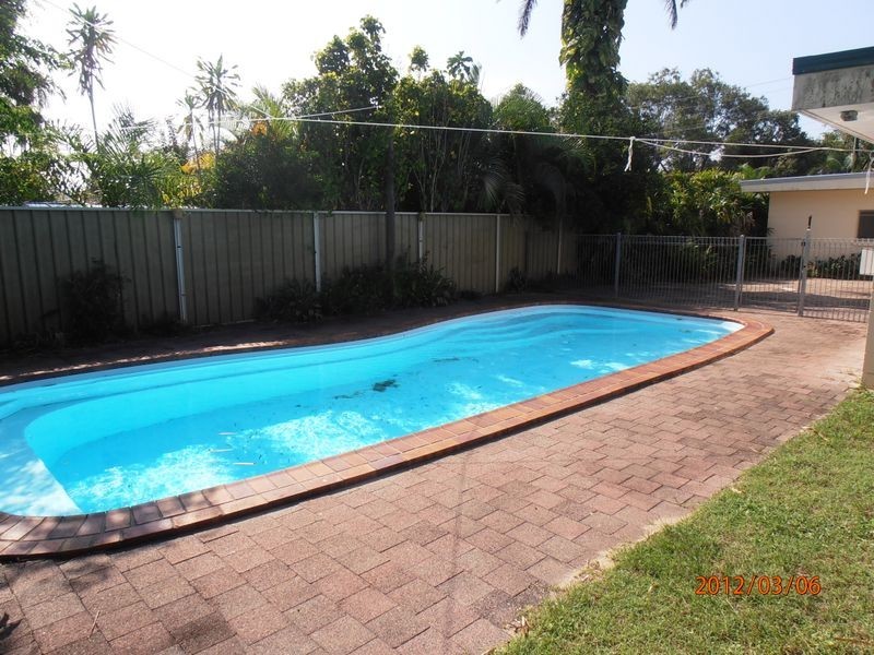 Yorkeys Knob QLD 4878