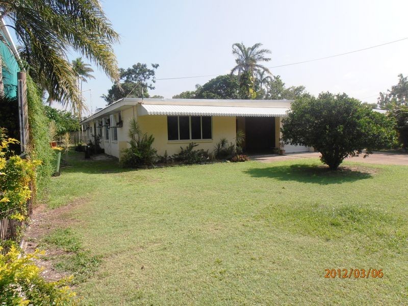 Yorkeys Knob QLD 4878