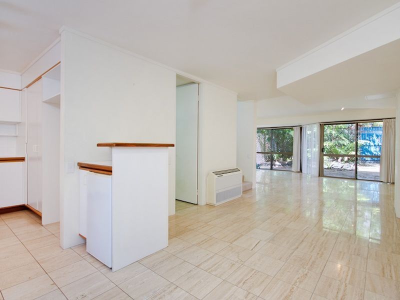 1/24 Corkill, Freshwater QLD 4870