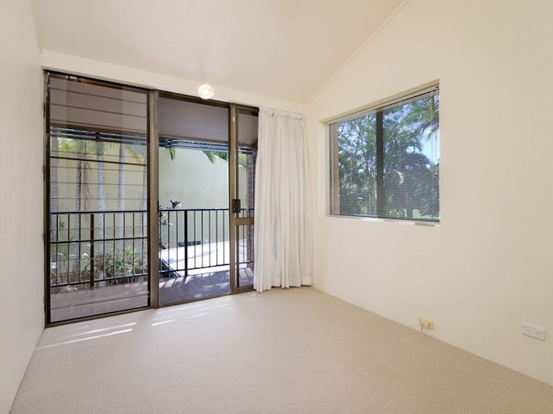 1/24 Corkill, Freshwater QLD 4870