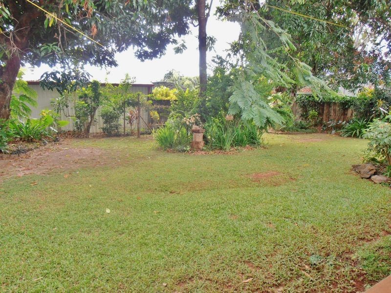 78 Veivers Road, Palm Cove QLD 4879