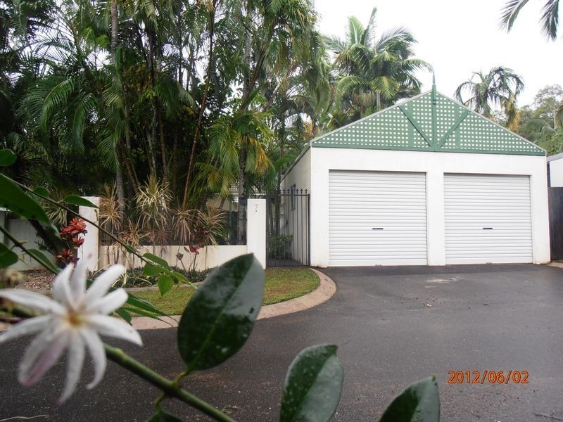 7 Rainy Mountain Place, Smithfield QLD 4878