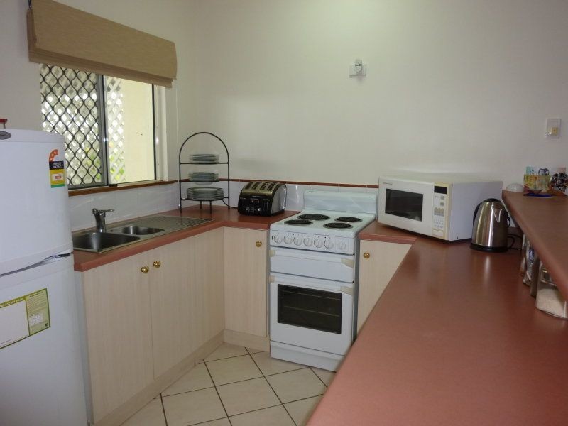 1/32 Oliva Street, Palm Cove QLD 4879