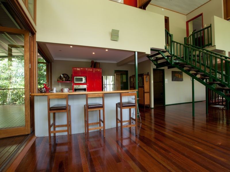 11 Jagera Close, Kamerunga QLD 4870