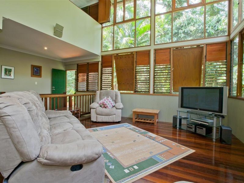 11 Jagera Close, Kamerunga QLD 4870