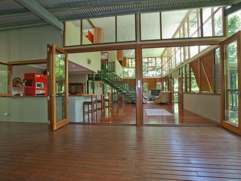 11 Jagera Close, Kamerunga QLD 4870